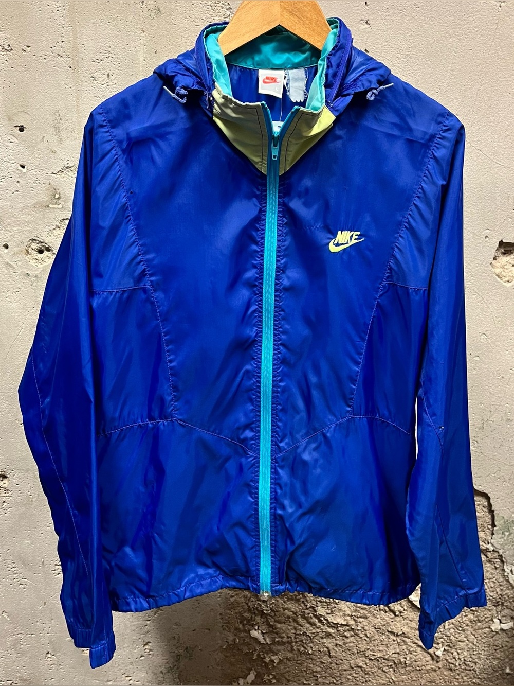 Nike Vintage 80s Royal Blue Lightweight Windbreaker Jacket Yellow Swoosh Large L